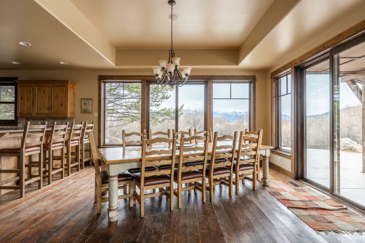 Rainbow Point Sabo Cabin ウェスト・イエローストーン エクステリア 写真