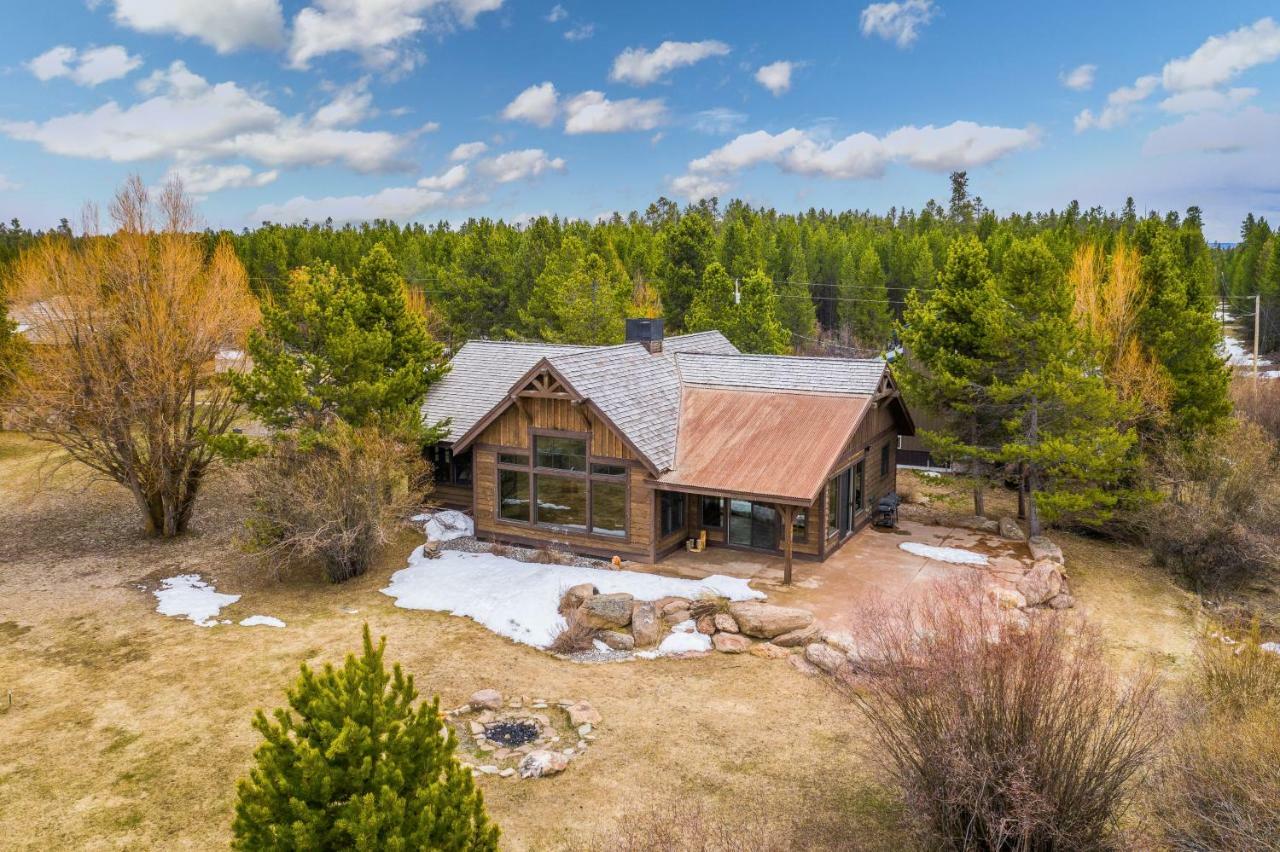 Rainbow Point Sabo Cabin ウェスト・イエローストーン エクステリア 写真